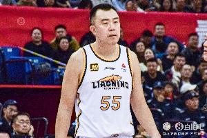 常规赛韩德君11+8&李晓旭4.8+5 季后赛韩德君3+3.5&李晓旭6.8+5.7