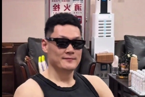 从头开始？张宁更新社媒晒日常随笔：假期第一步