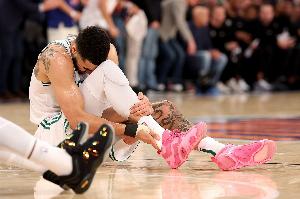 付政浩：塔图姆出场数同期NBA第一 疲惫大概率是跟腱断裂原因之一