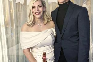 国足太太团+1！杨明洋与妻子是跨国恋💗育有两个孩子生活美满