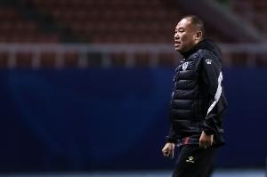 主教练张军：很多球员本赛季第一次比赛 我们和中超球队还有差距