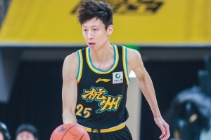 赵岩昊：盼望多年的夺冠梦想真发生的一瞬间 思绪万千