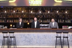 周琦：目前的局势看好雷霆夺冠 阵容深度和个人状态都更好一些