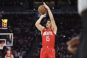 霍里：火箭看好谢泼德但我不是他的粉丝 他在NBA都没法出手
