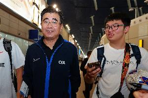 这下不用让路了！国足两次18强赛比赛日，中超都中断间歇近一个月