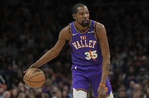 👉KD：球迷在关于我的职业生涯这一点上根本辩不赢我 试试看！