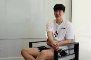 杨瀚森：试训中一度把对手打到破防 最后甚至都不跟我击掌