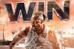 魔兽不玩扣篮投三分🎯霍华德Big3砍17+6带队赢球 命中两记三分