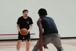 🚀下赛季打几号位？阿门休赛期训练强化控球技术⛹️‍♂️