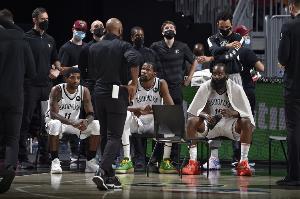 😯KD：在篮网只有我和纳什是全身心投入 其他人似乎并非如此