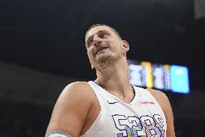 😎Windhorst：据我所知 约基奇对掘金休赛期的操作感到满意