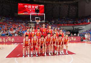目前16名球员！中国女篮平均年龄25.4岁 平均身高1米866