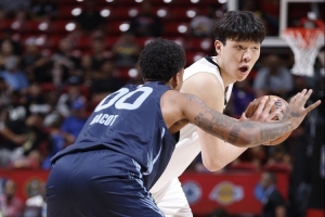 斯普利特：杨瀚森是个不错的传球手 但还是得适应NBA的节奏