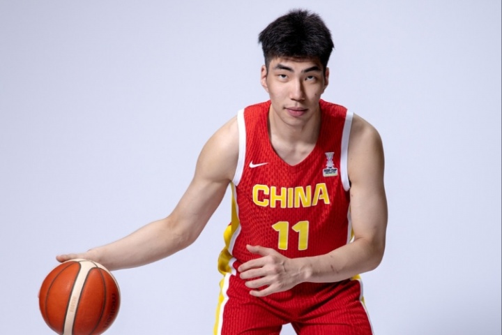 拿下荷兰！中国男篮3人上双：余嘉豪16+10 王俊杰&胡明轩各得13分